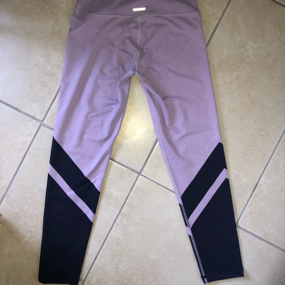 Aerie Leggings - Picture 2 of 3